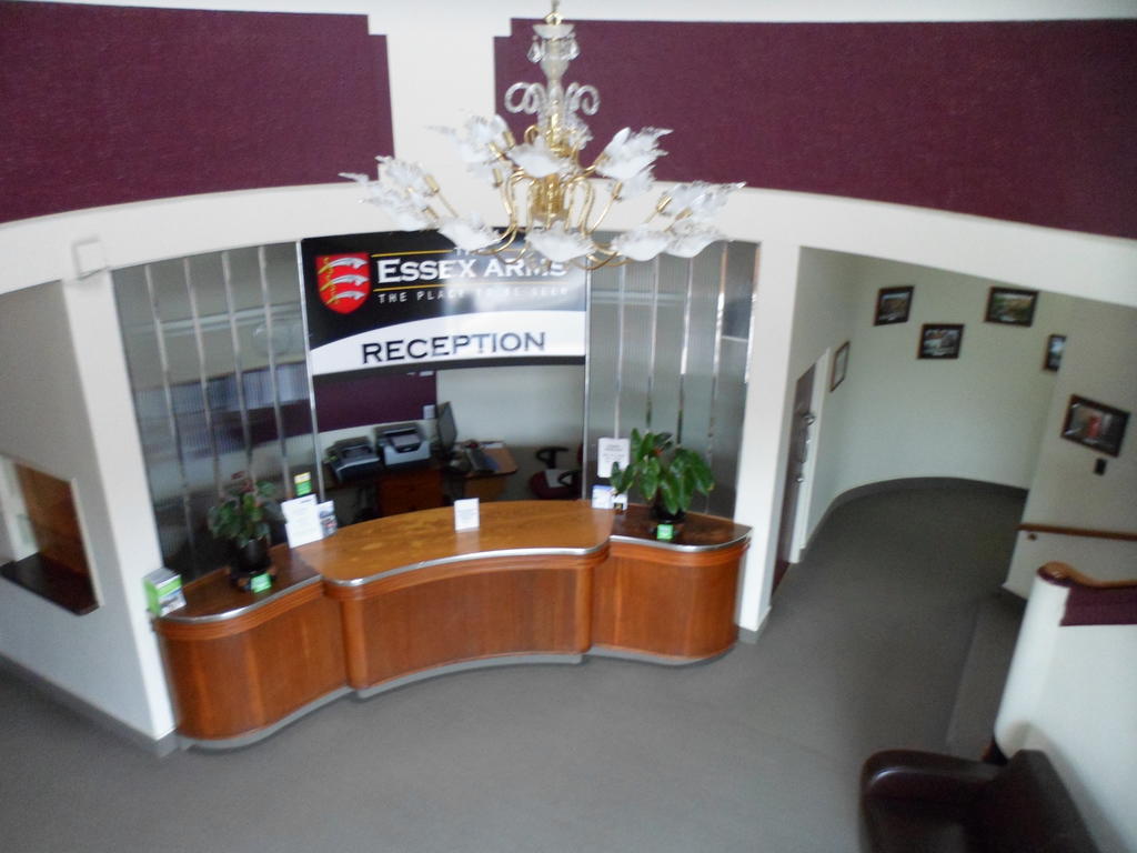 Essex Arms Motel Huntly Bagian luar foto