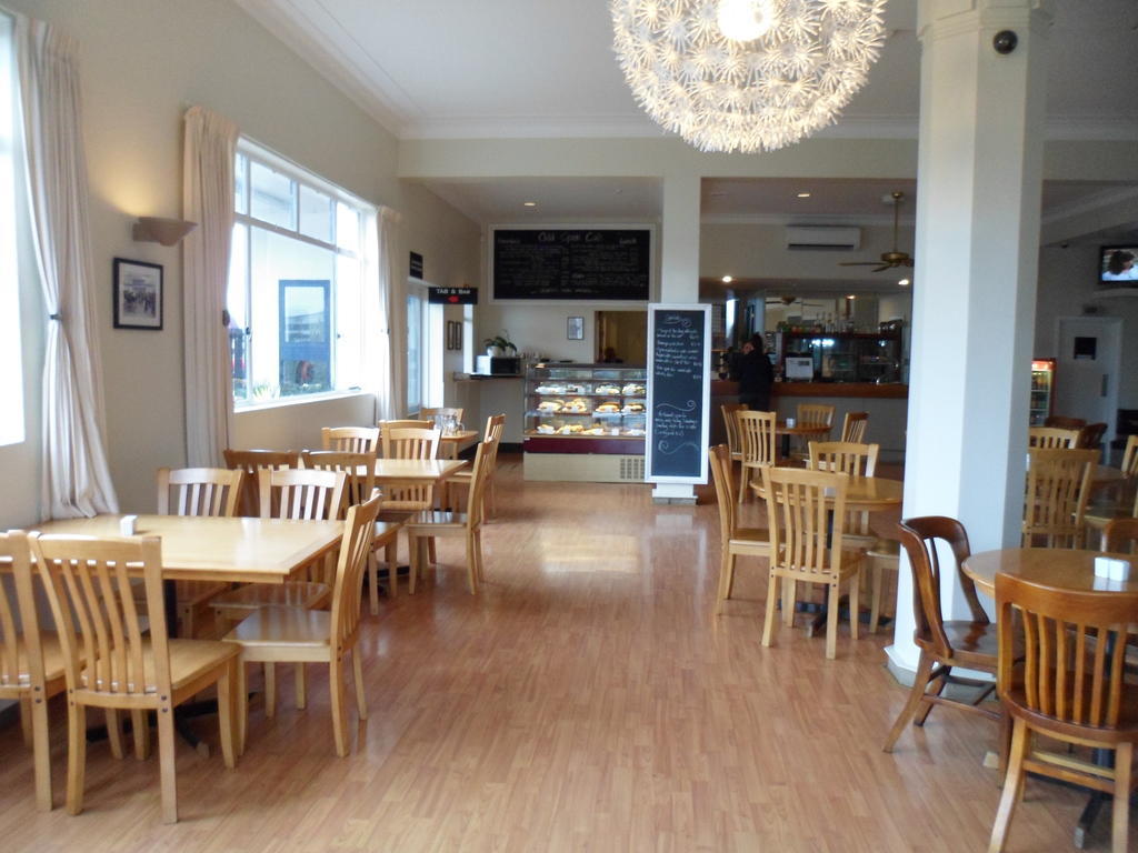 Essex Arms Motel Huntly Bagian luar foto