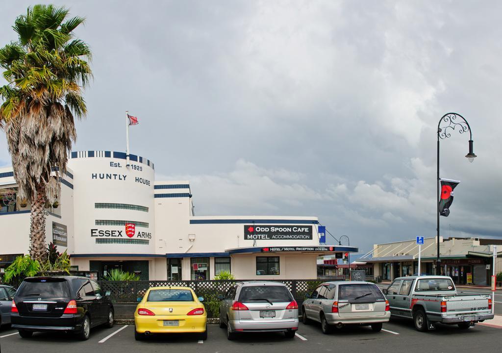Essex Arms Motel Huntly Bagian luar foto